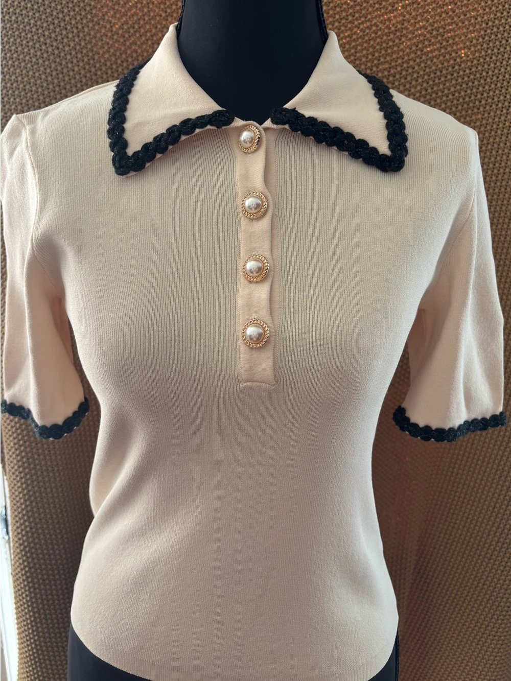 Alexia Admor Cream Polo Knit Top with Black Trim & Pearl Buttons